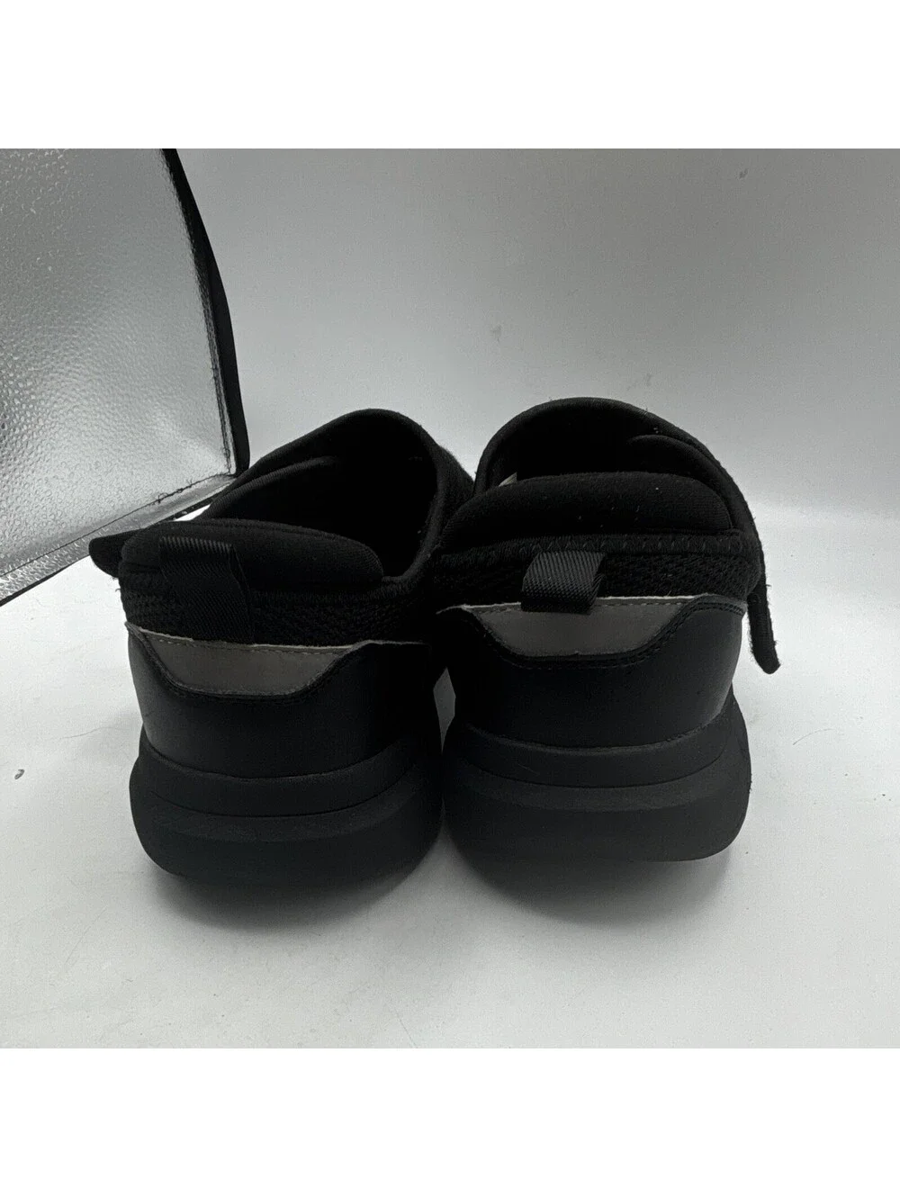 FitVille Mens Black Mesh Hook & Loop Strap Sneaker Wide Lightweight Size 11EEW